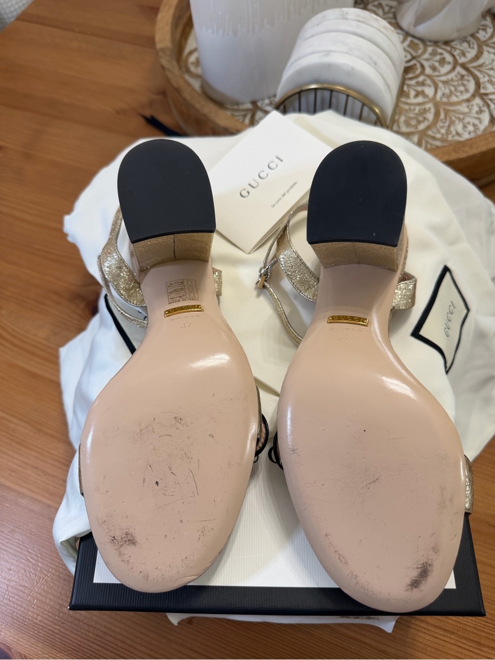 Gucci Gold Metallic Leather GG Logo Ankle-Strap Heels with Pink Insole - Picture 4 of 5